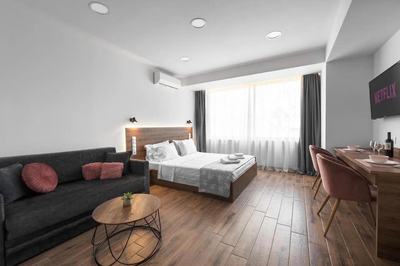 Adelle Apartments, The Luxury Suites Salonicco 0*,